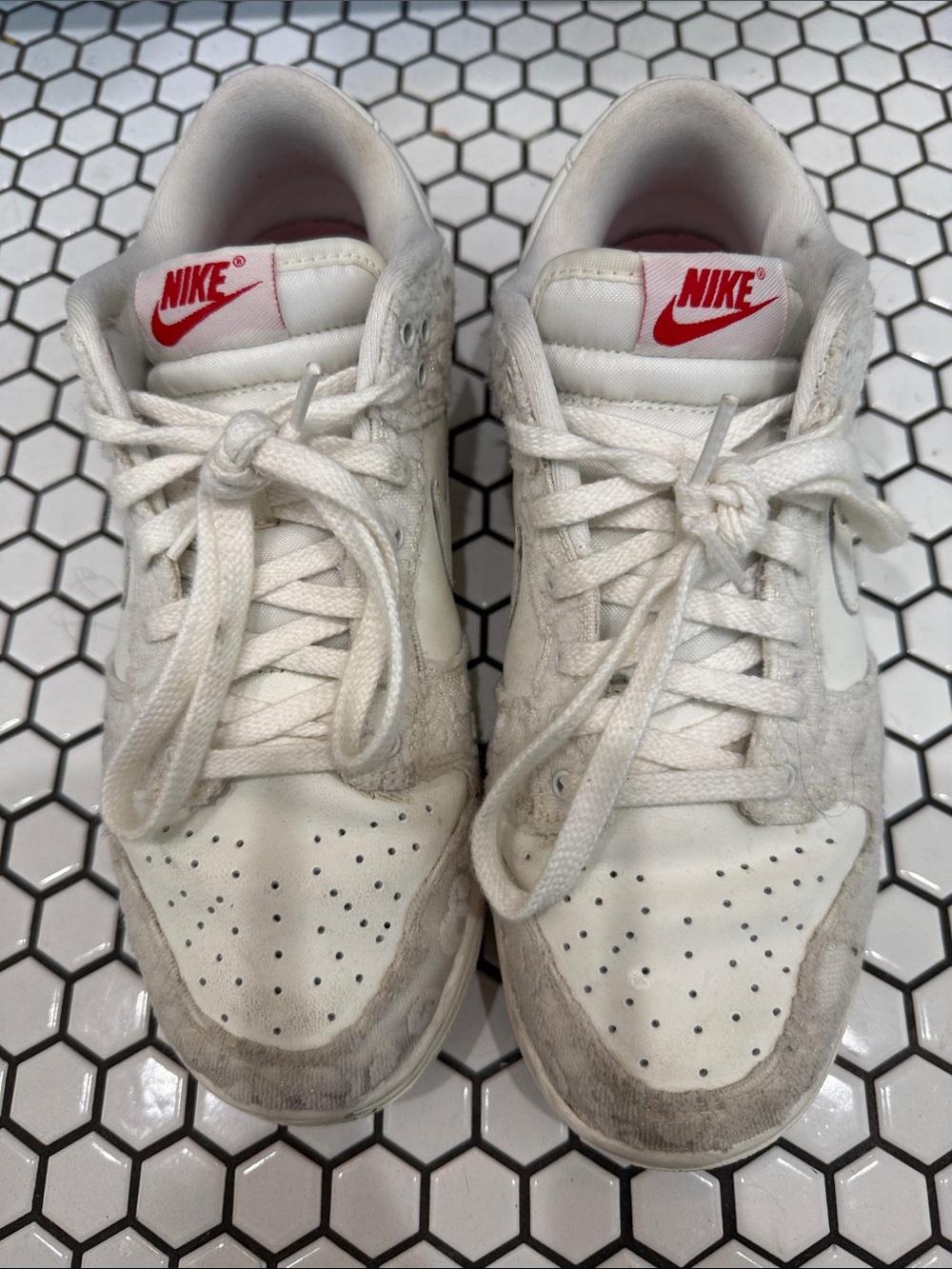 Nike White and Light Gray flower lace sneakers 9 - Picture 5 of 9